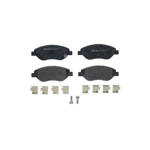 Plaquettes de frein avant (jeu)