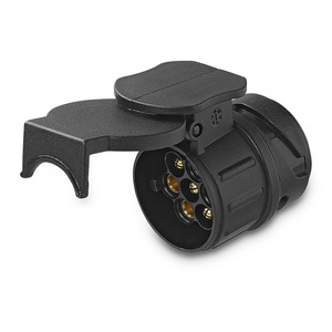 Adaptateur court de 13 à 7 pôles