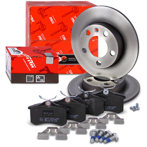 Disques de frein + plaquettes de frein arrière